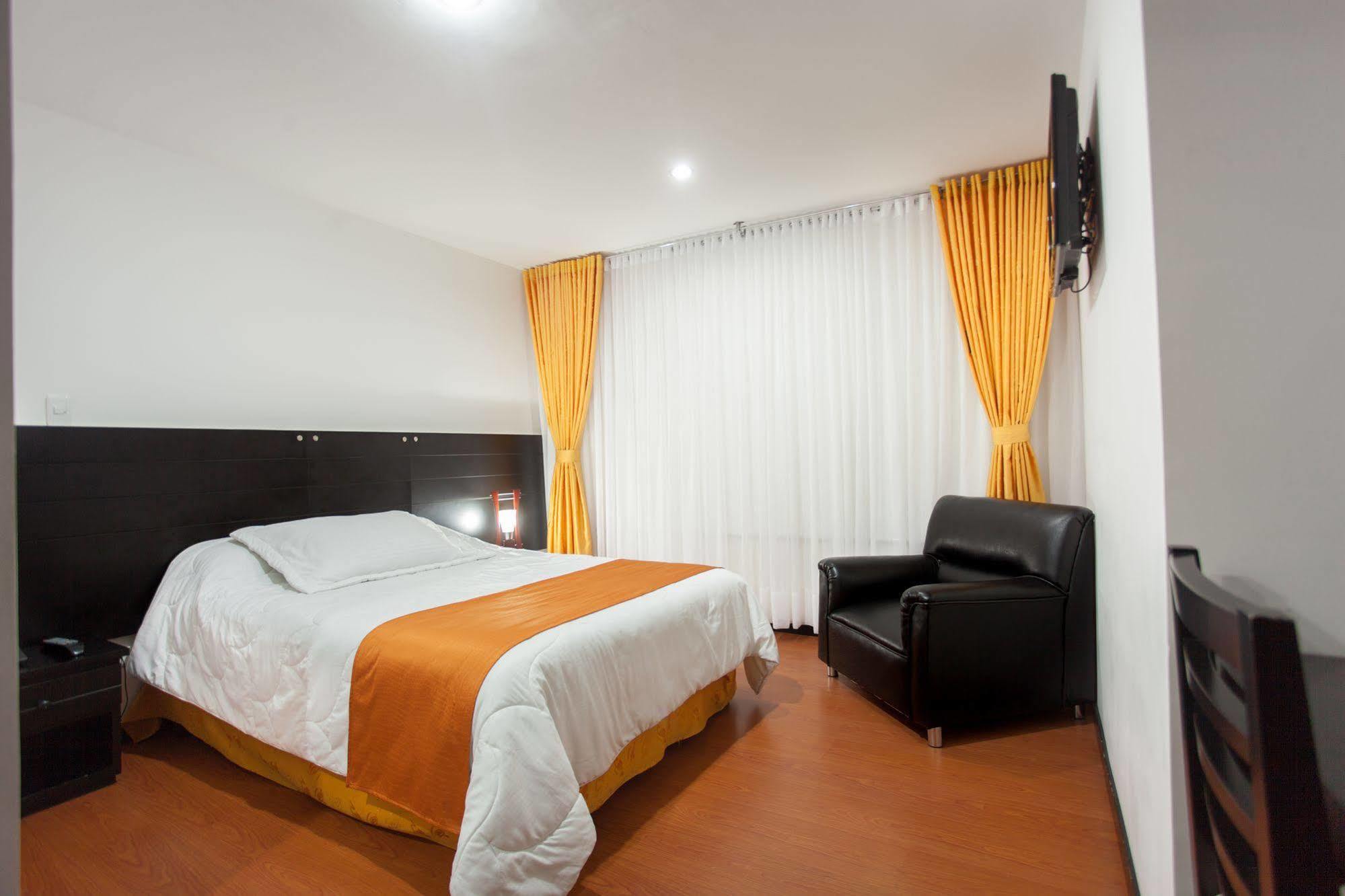 פאסטו Hotel Palermo Suite מראה חיצוני תמונה