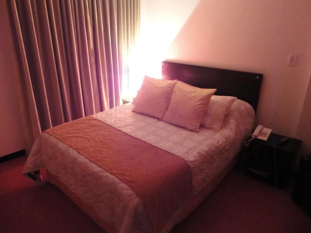 פאסטו Hotel Palermo Suite מראה חיצוני תמונה