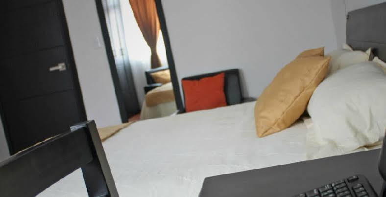 פאסטו Hotel Palermo Suite מראה חיצוני תמונה