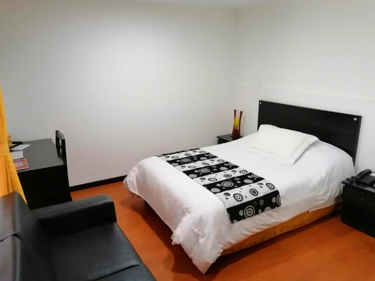 פאסטו Hotel Palermo Suite מראה חיצוני תמונה