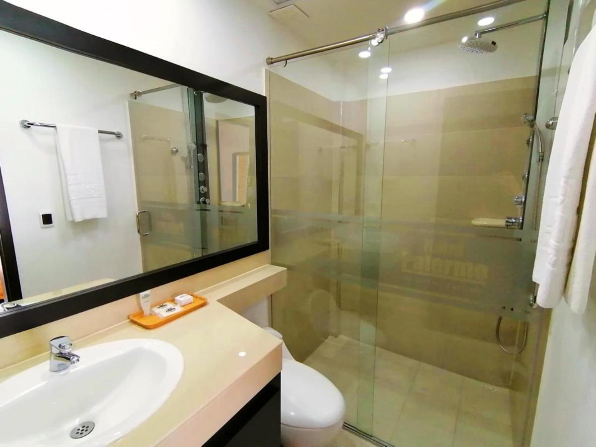 פאסטו Hotel Palermo Suite מראה חיצוני תמונה